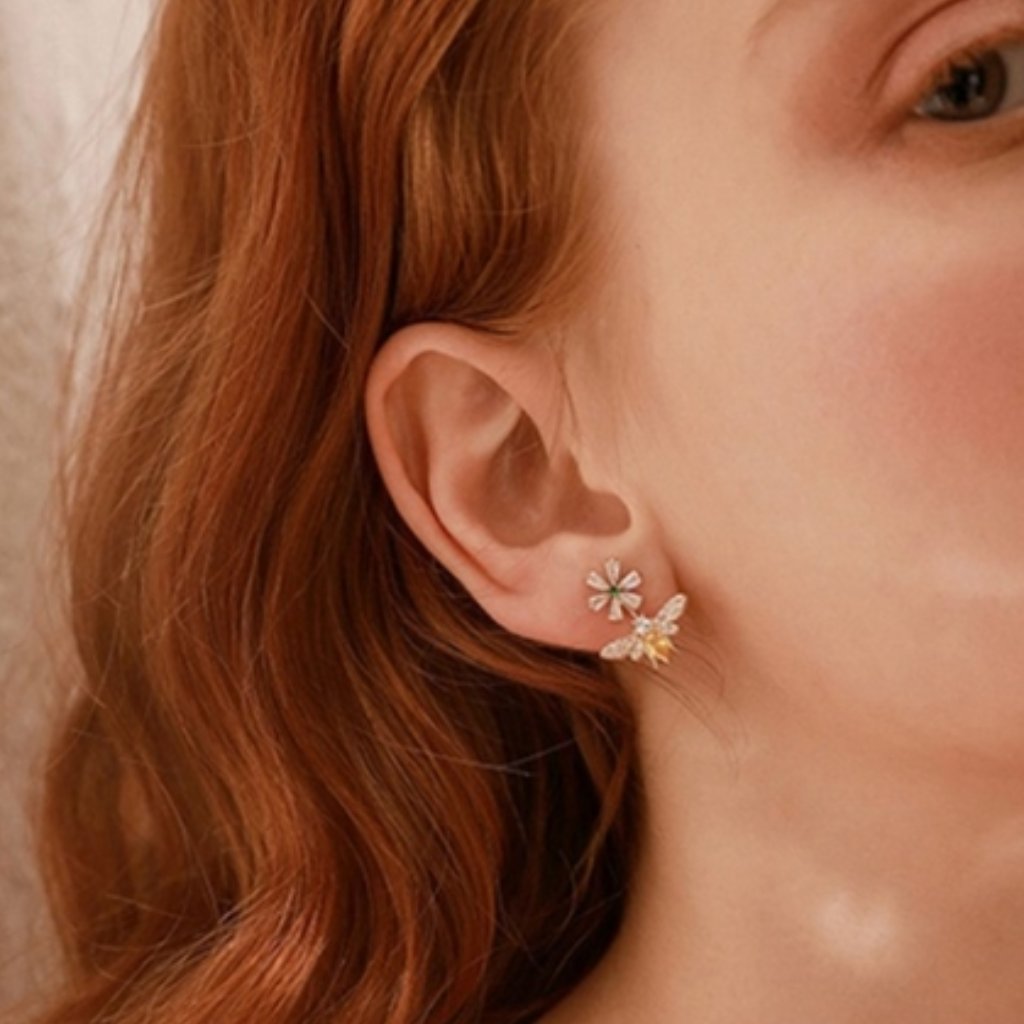 New 18k Rose Gold Diamond Bee Flower Earrings 44$
